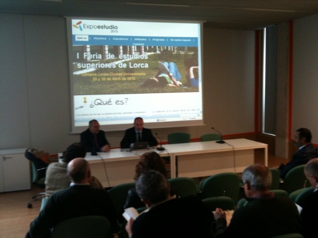 El concejal de Juventud visita el Campus Universitario de Lorca para dar a conocer a los directores de los centros la ubicación de “Expoestudio” - 1, Foto 1