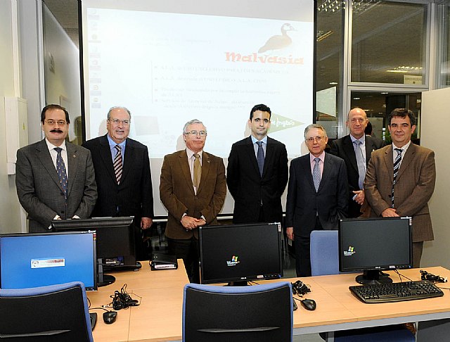 La Universidad de Murcia inaugura dos nuevas sala en la Biblioteca General - 4, Foto 4