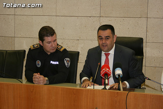 Toman posesin de sus cargos los cuatro nuevos cabos de la Polica Local de Totana - 15