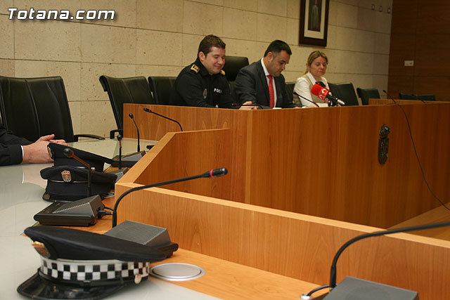 Toman posesin de sus cargos los cuatro nuevos cabos de la Polica Local de Totana - 21