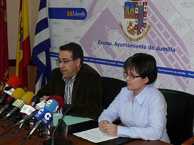 Casi 4.000 servicios de transporte adaptado se realizaron en 2009 y seis fueron los usuarios de ayuda a domicilio en pedanías - 1, Foto 1