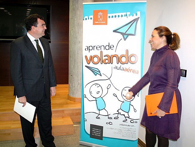 Unos 4.000 escolares de la Región viajarán en avión y conocerán cómo funciona un aeropuerto con el programa ‘Aula Aérea’ - 2, Foto 2