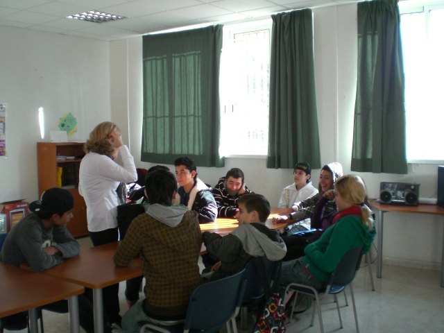 Los alumnos del Aula Ocupacional de Totana participan en un taller de educación afectiva-sexual, Foto 1