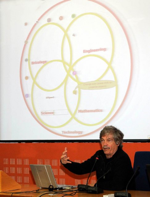 El doctor honoris causa Alan Kay ofreció  una conferencia sobre la revolución de los ordenadores - 3, Foto 3