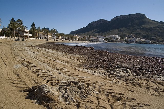 Ava pide a Costas que paralice el vertido de tierra y piedras en la Playa de Calabardina - 2, Foto 2