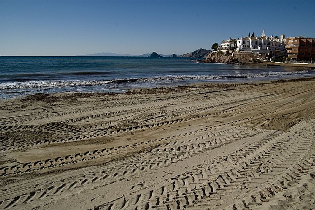 Ava pide a Costas que paralice el vertido de tierra y piedras en la Playa de Calabardina - 5, Foto 5