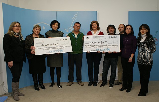 El Ayuntamiento y las Asociaciones de Madres y Padres de los centros educativos de Puerto Lumbreras se solidarizan con Haití a través de UNICEF - 1, Foto 1