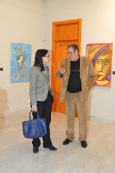 El pintor Antonio Alarcn Felizes homenajea a Miguel Hernndez en el Museo de la Ciudad