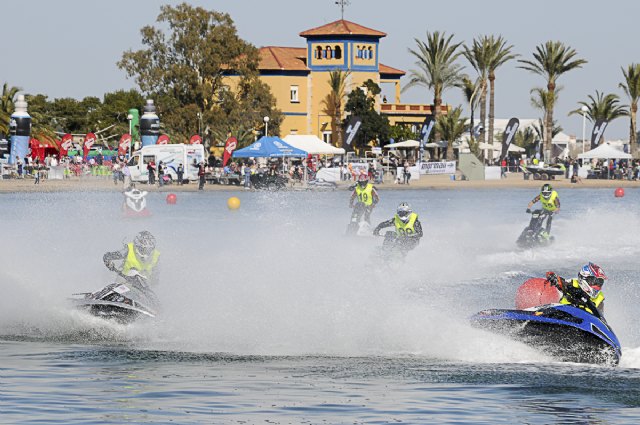Las motos de agua arrancan los motores con la primera prueba del Regional Murciano, Foto 1