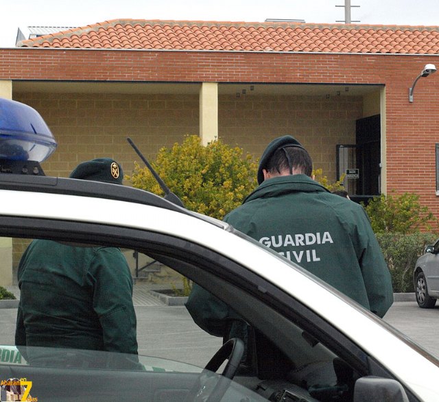 La Guardia Civil registra desde primera hora las instalaciones de la Comunidad General de Regantes Sector A. Zona II de Abarán - 3, Foto 3