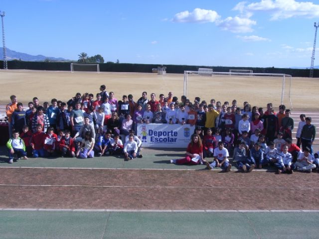 Ms de 120 escolares de los diferentes centros de enseñanza de la localidad participaron en la jornada de atletismo de Deporte Escolar - 6