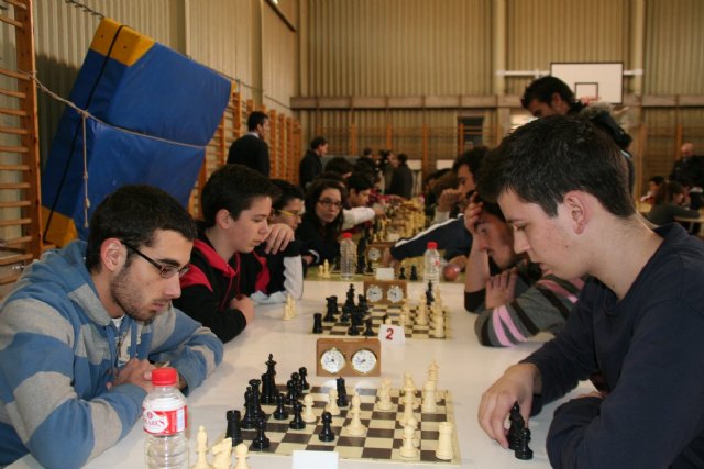 Álvaro Heredia y Jesús Ocariz ganan el VI Torneo de Ajedrez Intercentros - 2, Foto 2