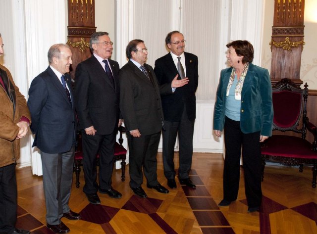 María Dolores Soler y Féliz Faura, Nazarena y Pregonero de la Semana Santa - 1, Foto 1