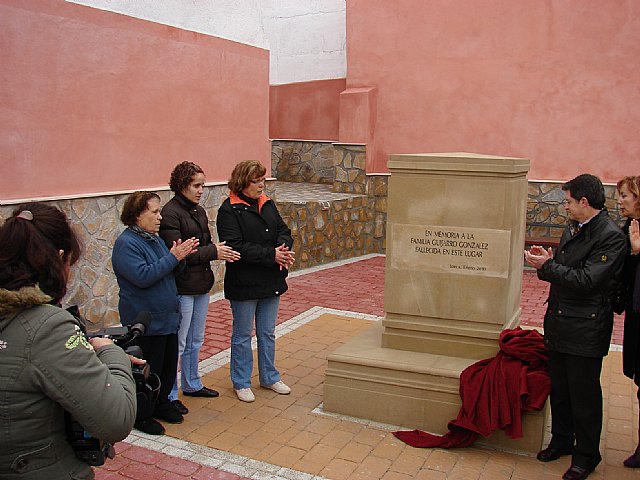 El Ayuntamiento invierte más de 2 millones de € en remodelar 40 calles de la zona Pibal del Barrio de San Cristóbal y crear la Placeta Cruz de Sola - 1, Foto 1
