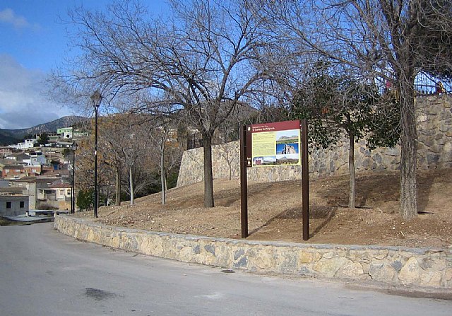 El Ayuntamiento instala cincuenta señales informativas en los Caminos de la Vera Cruz - 1, Foto 1