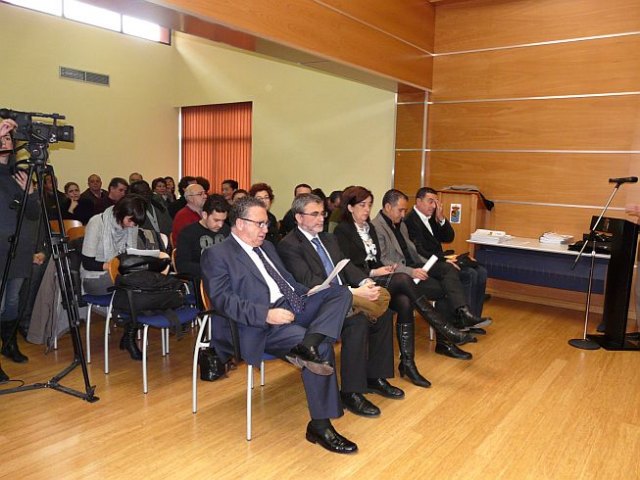 Presentan el Estudio de Prevalencia de Obesidad Infantil en la localidad - 1, Foto 1