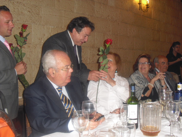 La Hermandad del Rocio de Murcia celebr una cena de enamorados - 3