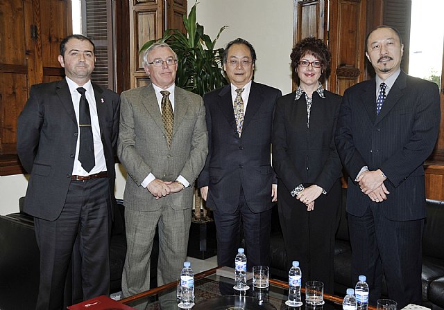 La Universidad de Murcia fomentará  las relaciones de intercambio con universidades japonesas - 1, Foto 1