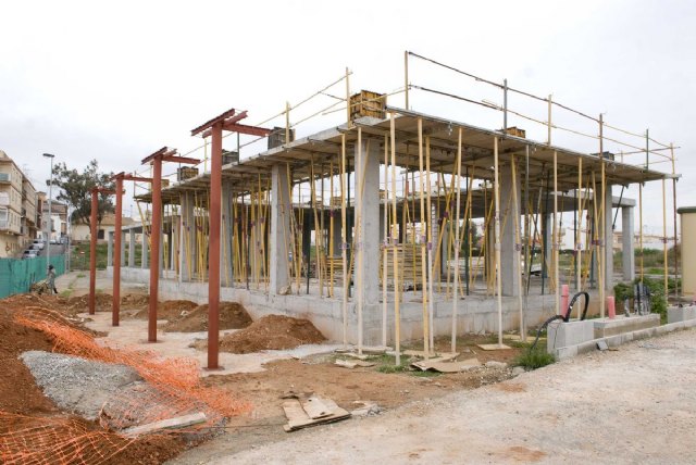 Empieza a perfilarse el edificio que albergará el Centro de Día de Los Dolores - 1, Foto 1