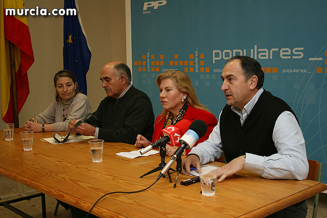 Los diputados nacionales y regionales, Alberto Garre y Beln Fernndez-Delgado, unen sus fuerzas en Totana - 2