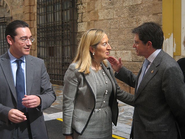 Ana Pastor apuesta por potenciar la autoridad del profesorado y recuperar la cultura del esfuerzo como bases para lograr una enseñanza de calidad - 1, Foto 1