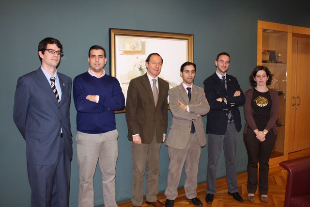 Cámara se entrevista con la nueva junta de gobierno del Colegio de Ciencias Políticas y Sociología - 2, Foto 2