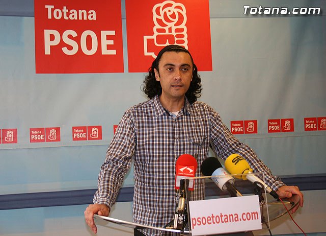 Comunicado del Grupo Municipal Socialista ante las manifestaciones del alcalde a los representantes sindicales y a los trabajadores municipales, Foto 1