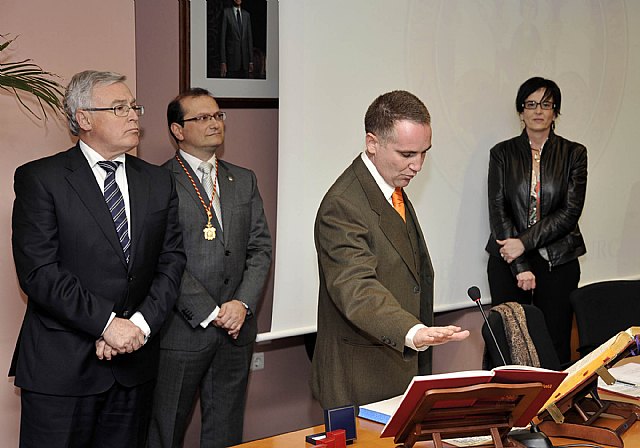 Faustino Cavas tomó  posesión como decano de la Facultad de Derecho - 3, Foto 3