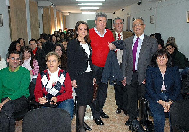 Juan Antonio Megías dice en la Universidad de Murcia que el turismo ha sido el “salvador” del Casino - 1, Foto 1