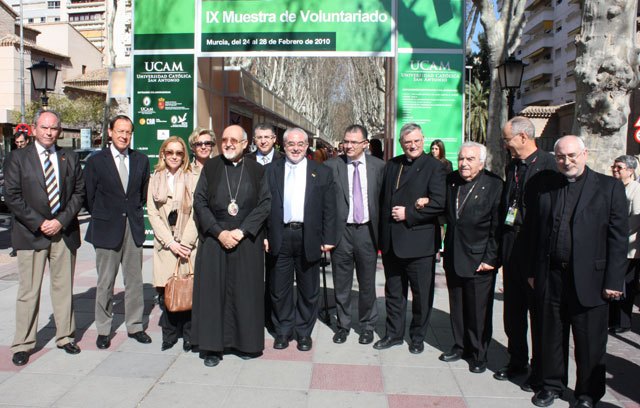 Cámara destaca la labor “vital” que realizan los voluntarios para ayudar a hacer frente a la crisis a quienes más lo necesitan - 1, Foto 1