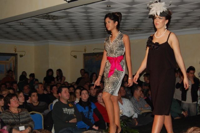 El comercio local vuelve a unirse en el 7º  Salón Comercial ExpoBoda celebrado en Jumilla - 1, Foto 1