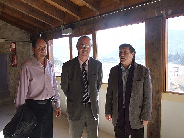 Obras Públicas recupera el patrimonio histórico de Blanca con la finalización de las obras del entorno del Castillo - 1, Foto 1