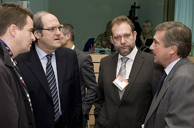 Sotoca confirma que existe voluntad política y de diálogo para seguir negociando el pacto nacional por la Educación - 1, Foto 1