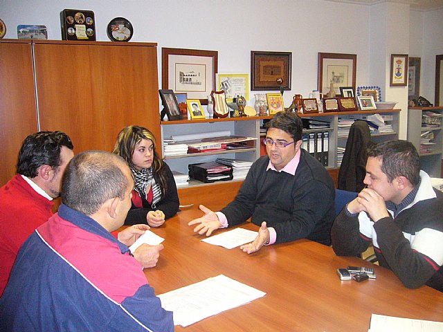 El concejal de Participación Ciudadana se reúne con la Asociación de Vecinos del barrio San José, Foto 2