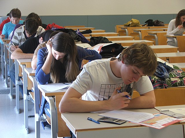 Alumnos de Bachillerato participan en la Olimpiada de Química - 1, Foto 1