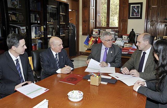 Los alumnos de la Universidad de Murcia podrán realizar prácticas en la empresa ENAGÁS - 2, Foto 2