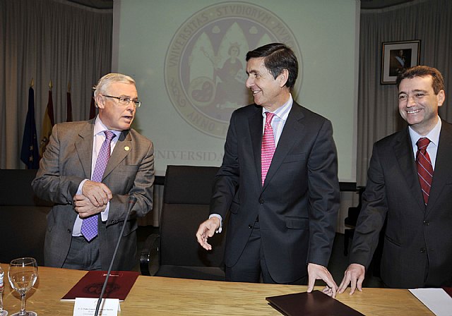 El rector de la Universidad Rey Juan Carlos analizó las posibles reformas constitucionales - 4, Foto 4