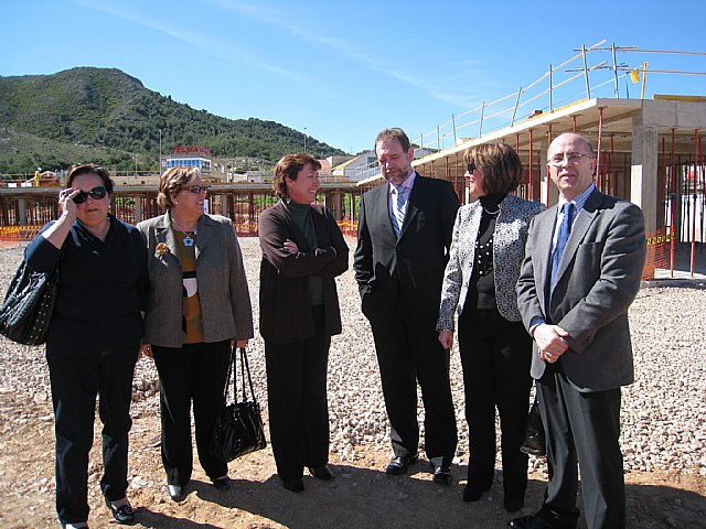 Sotoca visita las obras de un nuevo colegio en Cartagena que acogerá a 450 alumnos - 1, Foto 1