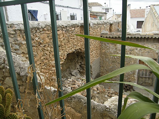 La calle Cureta de la Diputación de Coy comienza a ser reparada, tras sufrir graves daños con motivo de las fuertes lluvias - 2, Foto 2