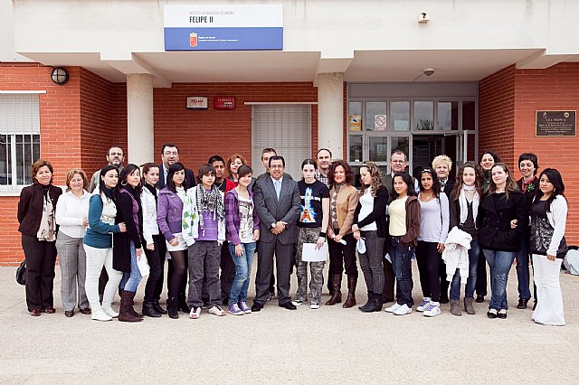 Los centros de enseñanza unidos por el proyecto ‘Empresa Joven Europea’, Foto 1