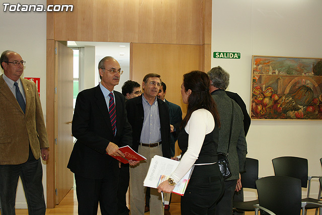 El X Encuentro del Consejo Escolar de la Regin de Murcia presentado bajo el lema “Educacin, Familia y Tecnologas” arranca mañana jueves 4 de marzo con una mesa redonda - 1