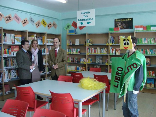 El Alcalde de Lorca inaugura la Biblioteca Municipal de la pedanía de Cazalla, la décima del municipio - 3, Foto 3