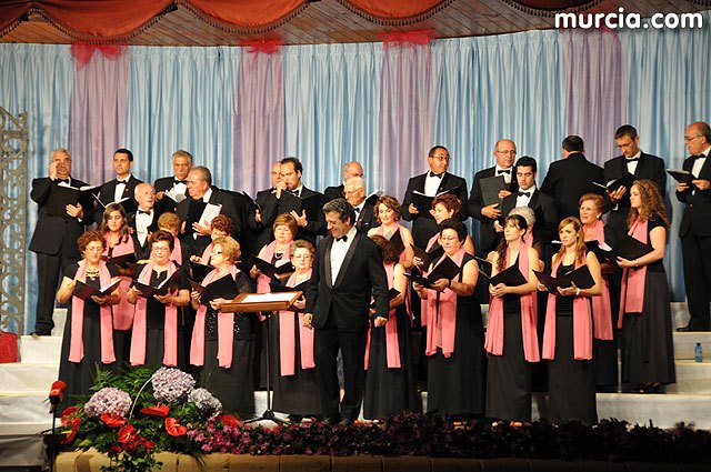 La Junta de Gobierno Local aprueba las bases que regularán la participación de los coros en el XXX Certamen de Habaneras’2010, Foto 1