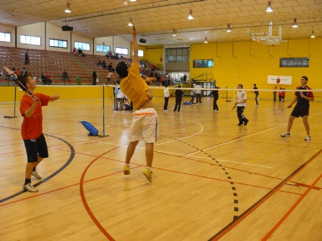 Totana acogió  la final regional de bádminton de deporte escolar, organizada por la Dirección General de Deportes, Foto 4