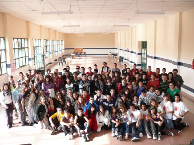 Más de 600 jóvenes hicieron consultas y utilizaron los servicios del Centro informa joven de Jumilla en 2009 - 1, Foto 1