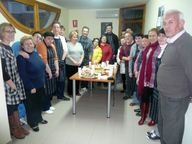 Alumnos de AFMENOR aprenden a cocinar - 1, Foto 1