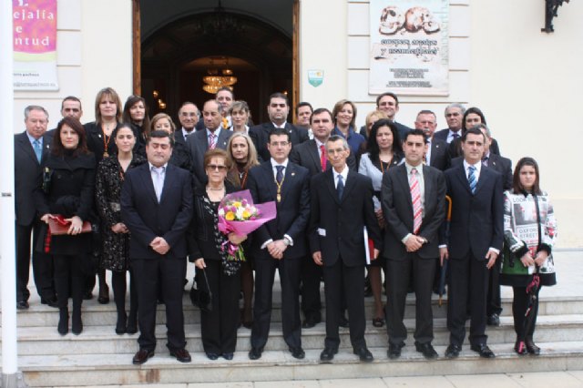 Concedidas la medalla de plata a título póstumo a favor de D. Nicolás Gómez Campillo y de la medalla de plata a D. Joaquín García Celdrán - 1, Foto 1