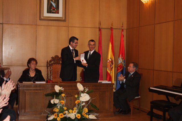 Concedidas la medalla de plata a título póstumo a favor de D. Nicolás Gómez Campillo y de la medalla de plata a D. Joaquín García Celdrán - 2, Foto 2