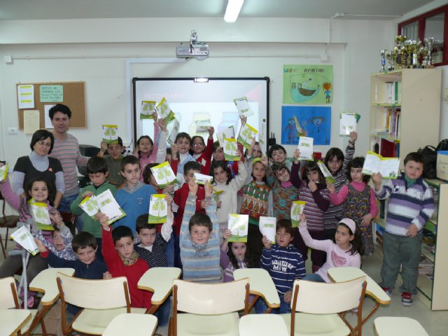 Cerca de 500 alumnos de Jumilla participarán en el taller ‘La Magia de Reciclar’ sobre el respeto al medio ambiente - 1, Foto 1