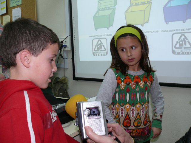 Cerca de 500 alumnos de Jumilla participarán en el taller ‘La Magia de Reciclar’ sobre el respeto al medio ambiente - 3, Foto 3